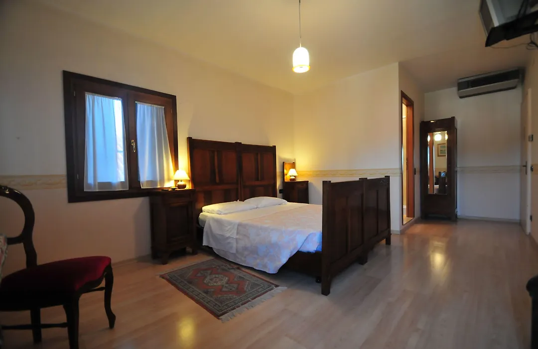 Locanda Sant'Anna Hotel-1